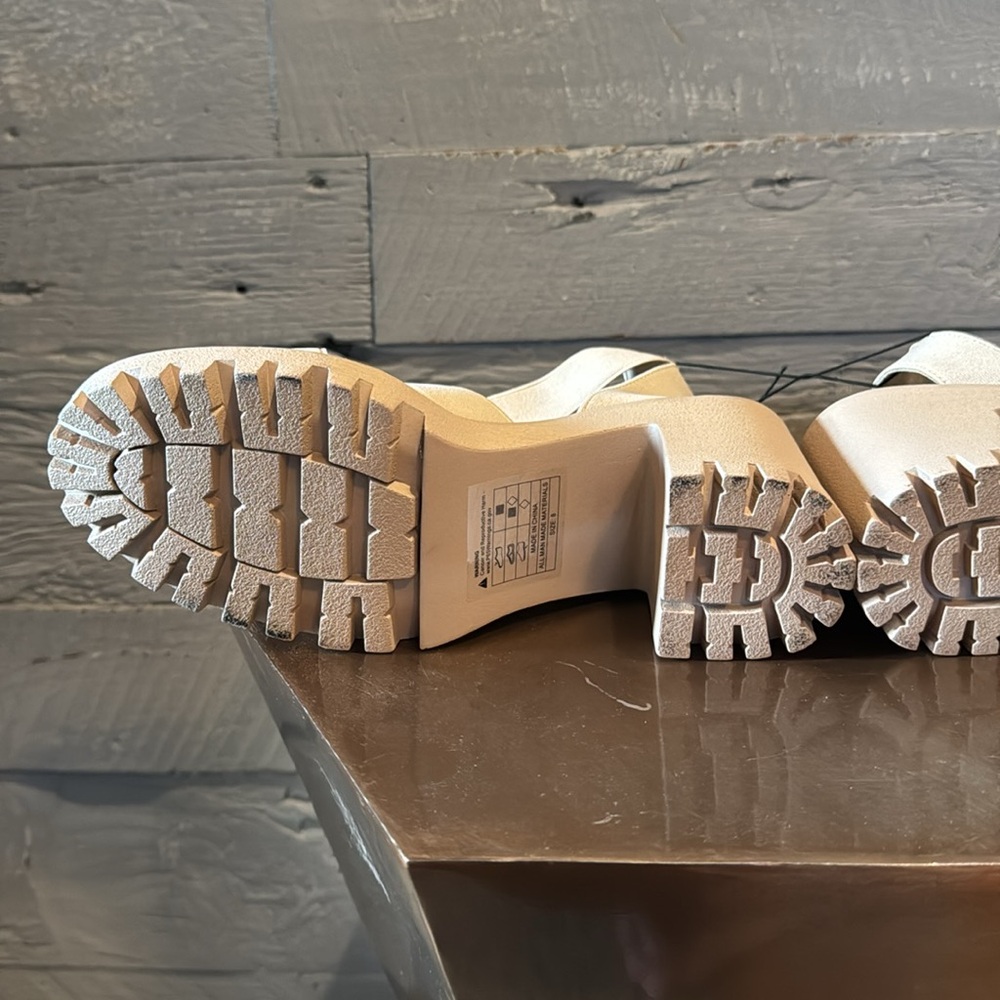 Mudd Cream Platform Sandals with Chunky Sole - Picture 5 of 8